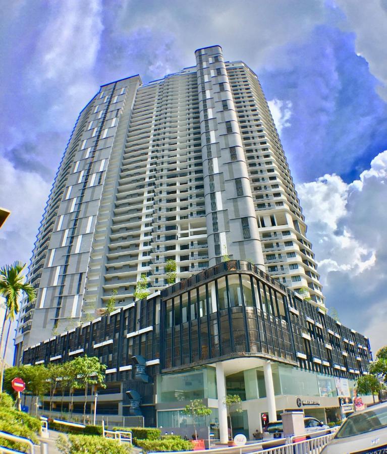 The Landmark - 800 Sqf Studio With Balcony Apartamento George Town Exterior foto